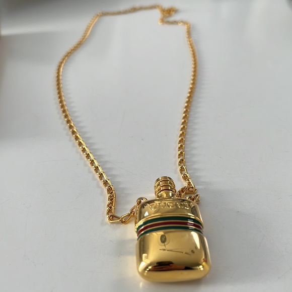 Gucci Gold Long Perfume Bottle Necklace - Picture 3 of 4
